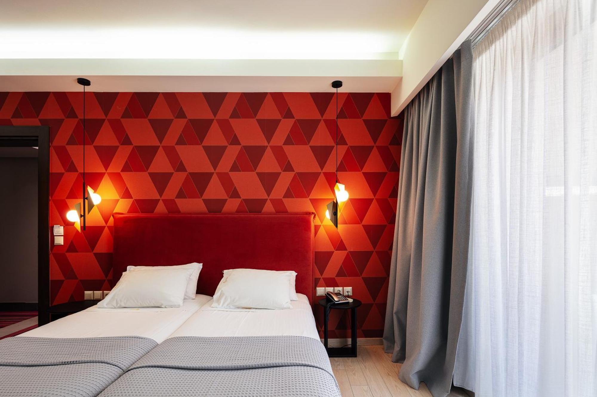 Steris Elegant Beach Hotel & Apartments 레팀노 외부 사진