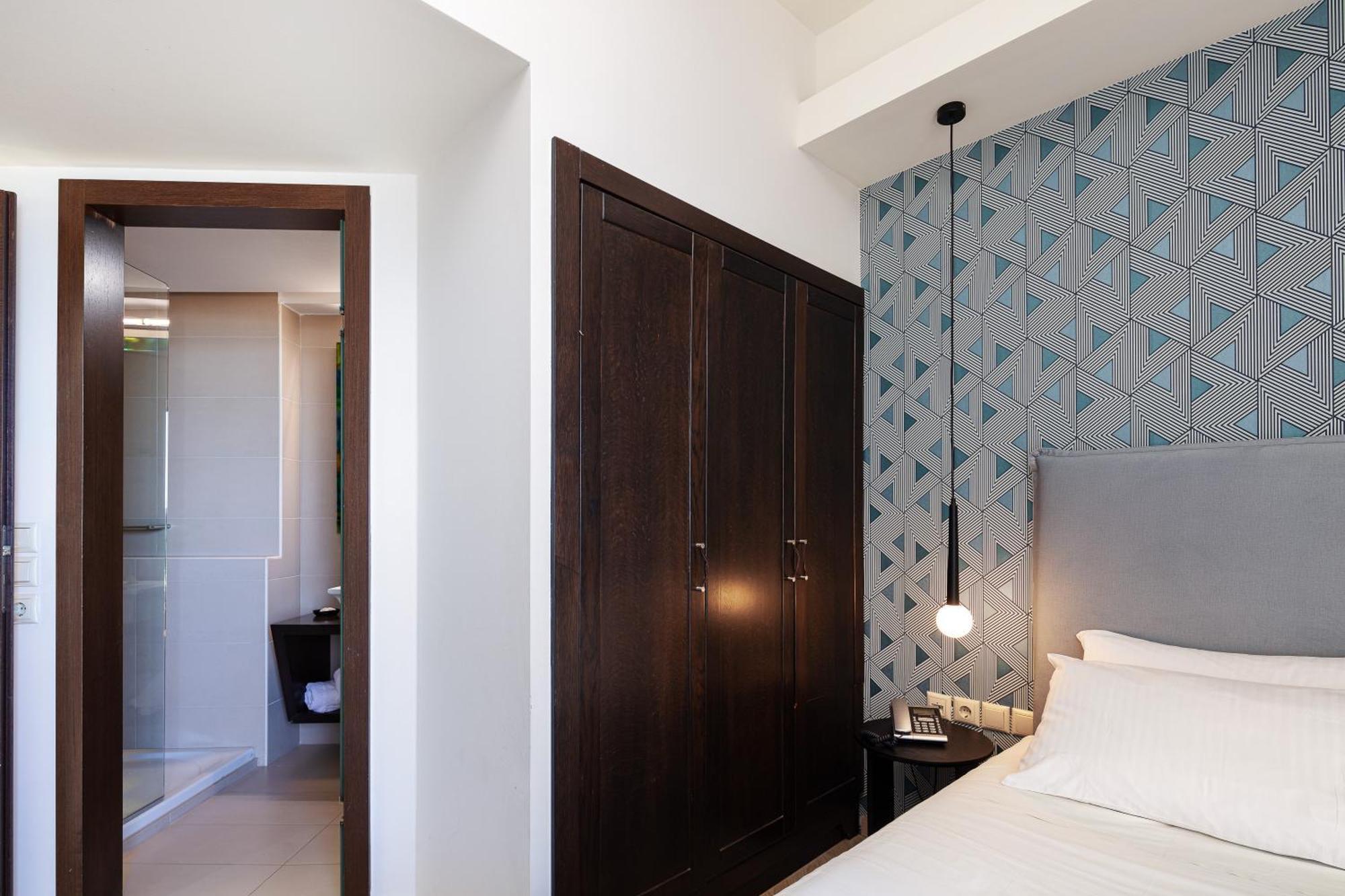 Steris Elegant Beach Hotel & Apartments 레팀노 외부 사진