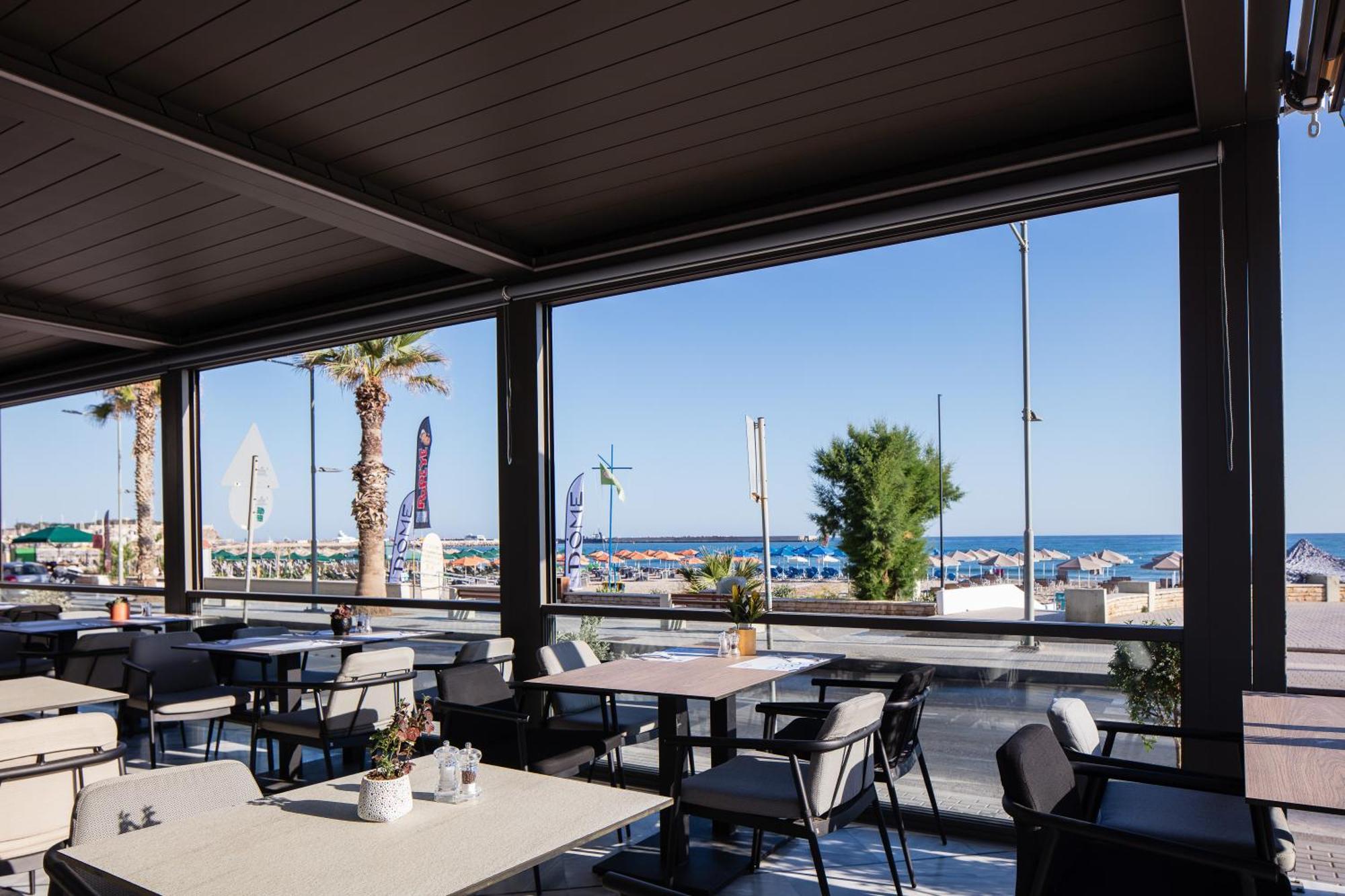 Steris Elegant Beach Hotel & Apartments 레팀노 외부 사진